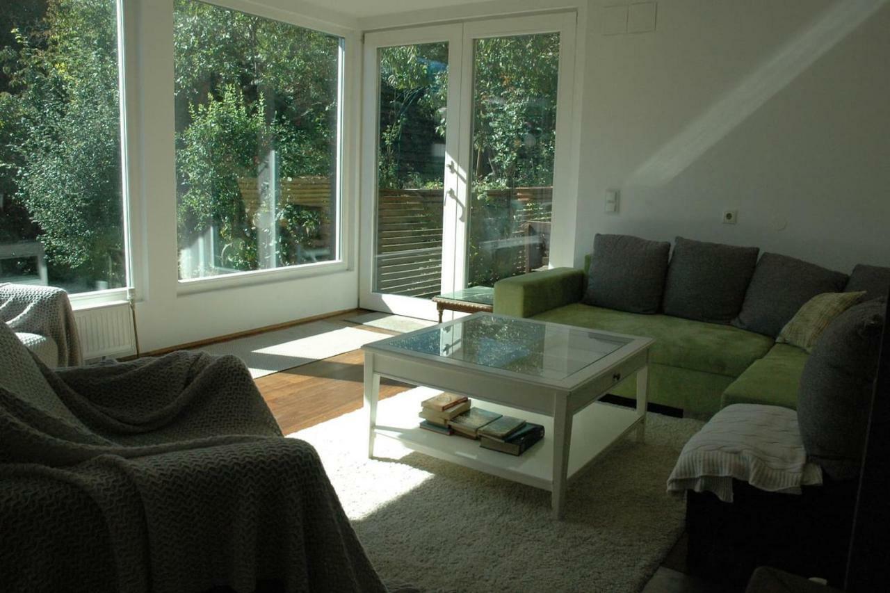 Ruhige, Grosse Ferienwohnung Am Muehlberg, Stadtrand ウィーン エクステリア 写真