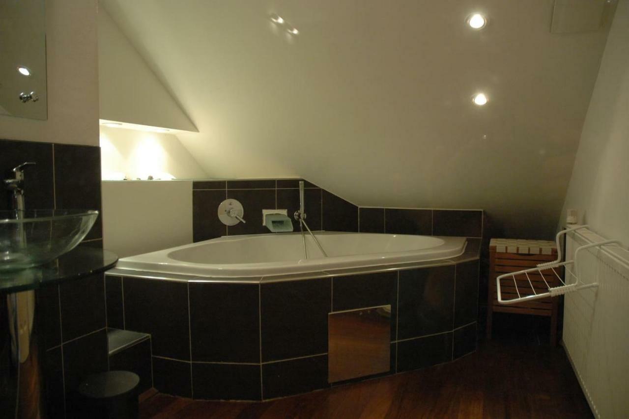 Ruhige, Grosse Ferienwohnung Am Muehlberg, Stadtrand ウィーン エクステリア 写真