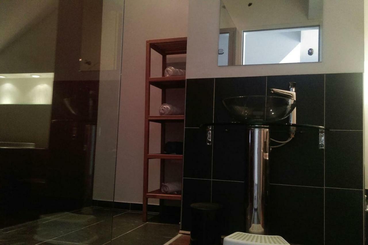 Ruhige, Grosse Ferienwohnung Am Muehlberg, Stadtrand ウィーン エクステリア 写真